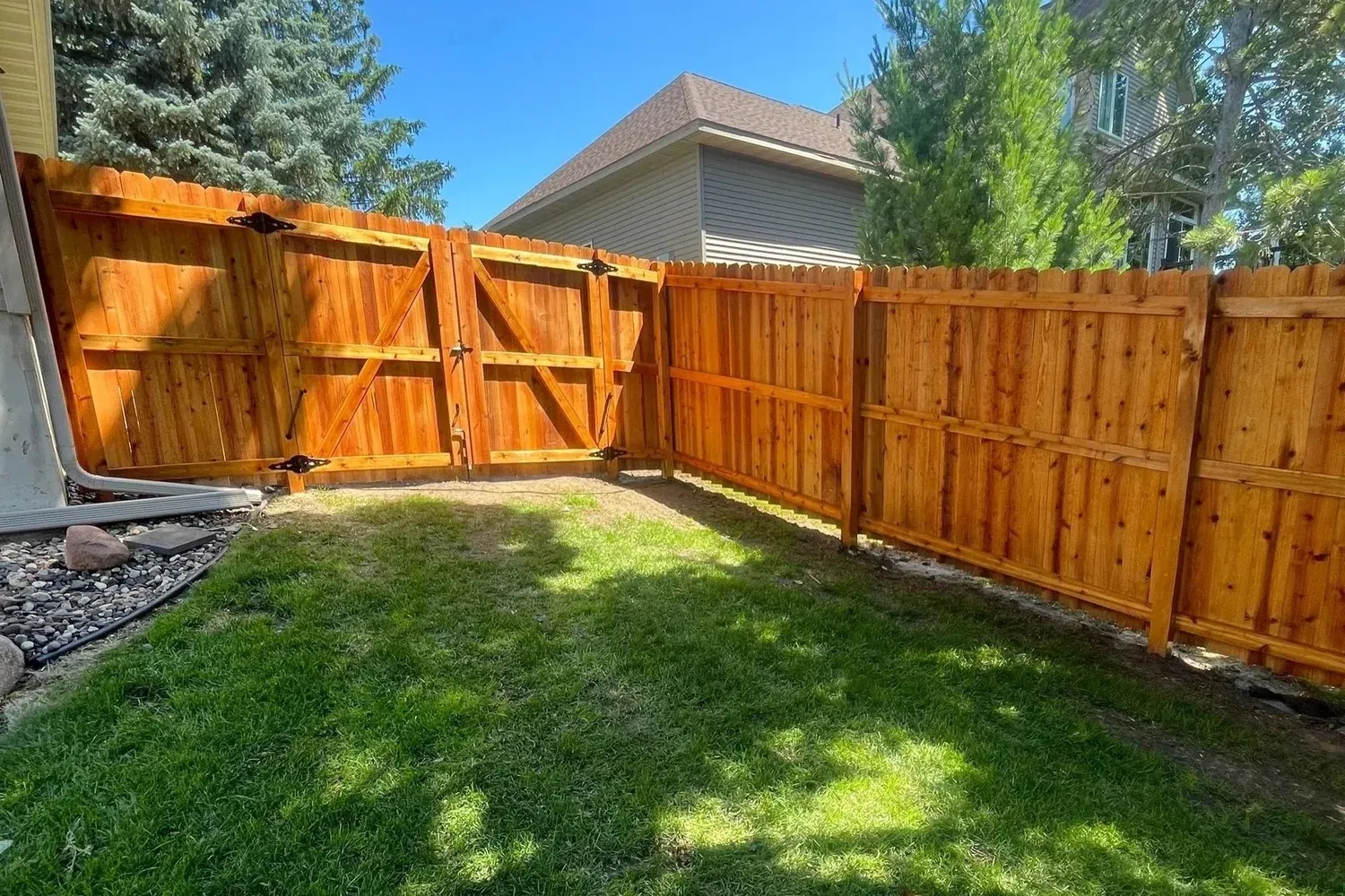 Fence Staining